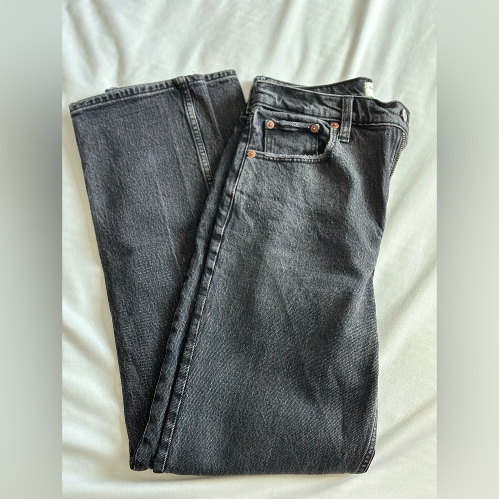 Abercrombie Ultra High Rise 90s Straight Jean
